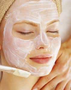 制作珍珠粉美白面膜 怎样制作珍珠粉美白面膜