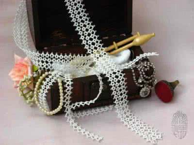 用老物件装点茶席 凤眼蕾丝茶席和小物