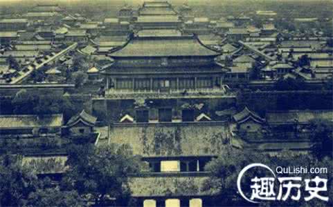 末代皇帝溥仪 末代皇帝溥仪笔下的紫禁城末日是什么样子的?