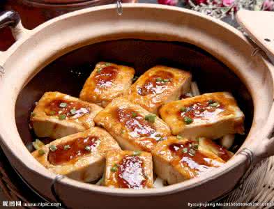 砂锅豆腐 砂锅豆腐 100120
