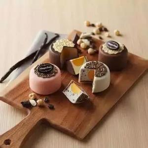 哈根达斯冰淇淋做法 大学生DIY【你真的知道家庭版哈根达斯的做法吗？】
