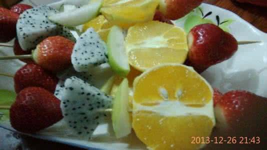水果冰糖葫芦的做法 美食 水果冰糖葫芦做法