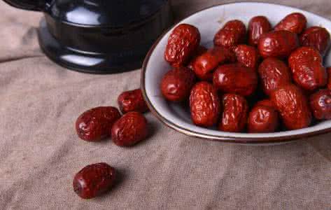 红枣的吃法 红枣的吃法 养生圣品红枣的吃法有哪些