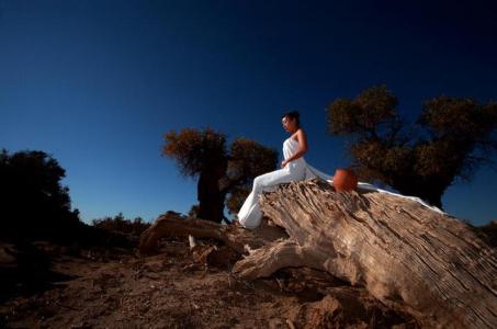 我梦中守望的人 梦中我静静的守望(情感图文)