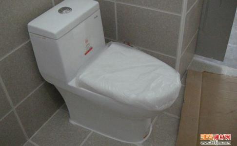 抽水马桶 如何安装马桶 抽水马桶安装方法及详细步骤（全文）
