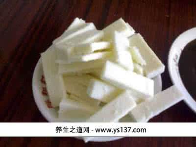 蒙古奶豆腐 自制家庭版——蒙古“奶豆腐”