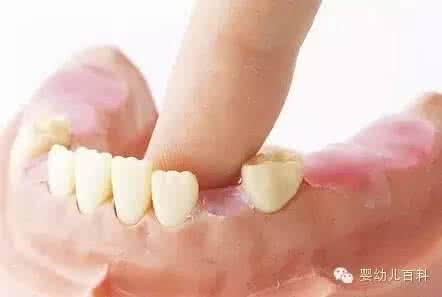 宝宝长牙顺序 宝宝长牙顺序和注意事项（宝妈必备！）