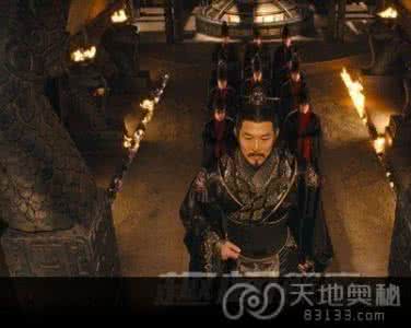 秦始皇焚书坑儒的原因 真实的秦始皇:“焚书坑儒”是弥天大谎?
