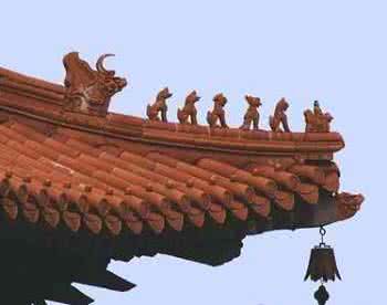 故宫屋顶的小动物 故宫屋顶的“小动物”有什么用？