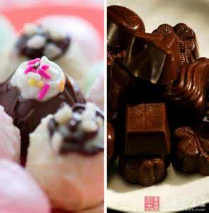 情侣纪念日浪漫方案 恋爱心理学 情侣约会吃10种零食更浪漫