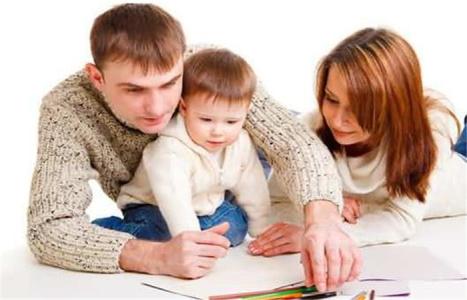 家庭关系 亲子游戏让家庭关系更紧密