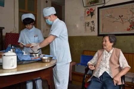 仙灵骨葆 专家健康 樊金玲专家 樊金玲专家给我最大的帮助就是——健康