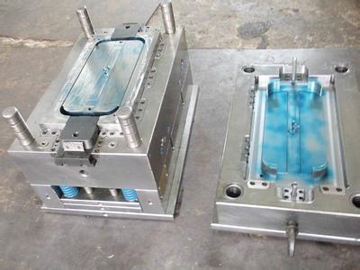 注射模具 注射模具简要