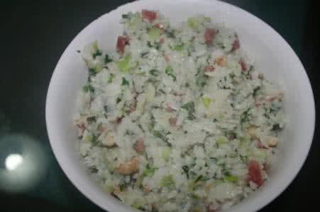 咸肉菜饭的做法电饭煲 用电饭煲做乡下最经典的咸肉菜饭