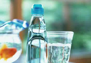 喝水减肥法的时间表 牢记这些时间 减肥只需喝喝水