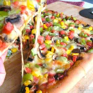 鲜虾玉米火腿披萨 火腿鲜菇披萨