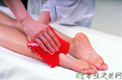 简单易学的瘦腿方法 5种简单易学的刮痧方法