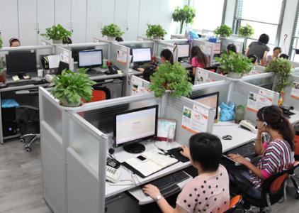 属蛇办公桌摆放风水 办公桌摆放风水 属蛇的办公桌摆放风水七大注意事项 属蛇的进