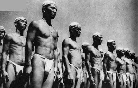 二战苏联女兵的背叛 二战苏联女兵的背叛：为活命竟成为德国的刽子手