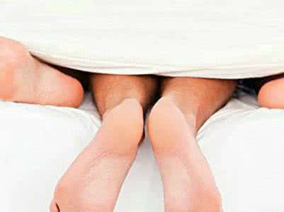 备孕不宜吃什么 备孕不宜吃什么 科学备孕 孕前性生活“四不宜”