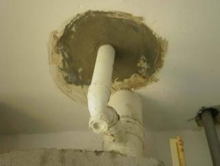 卫生间漏水原因 卫生间漏水?原因竟然是它