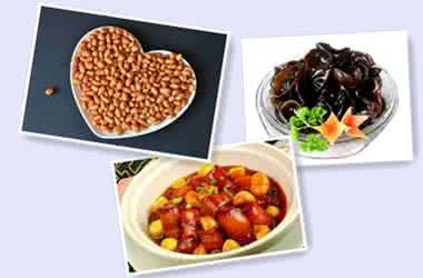 栗子花生鸡汤 立冬食补宜吃栗子花生黑木耳！