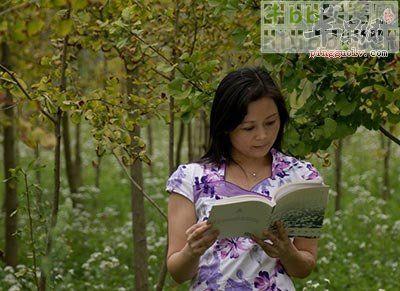 中年女性成熟生活图 女性，不要让文学从你中年生活中离开