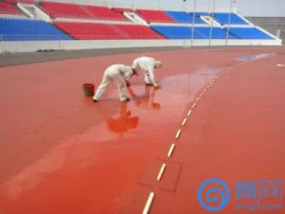 毒跑道仍在使用 起底毒跑道有毒物可伴随一生 无强制检测