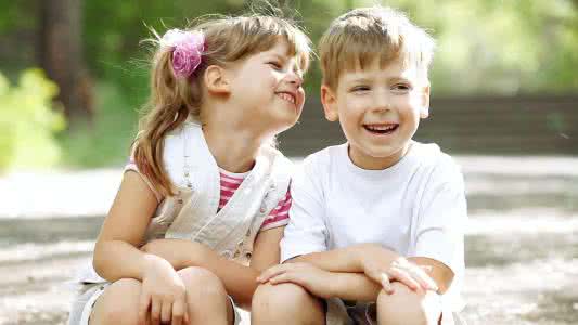 幸福家庭成就孩子一生 给孩子一生幸福的能力