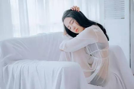 男人和女人亲嘴结婚 女人做这事后男人立马就想结婚