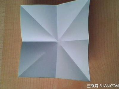 爱心千纸鹤的折法详解 千纸鹤的折法 图文详解