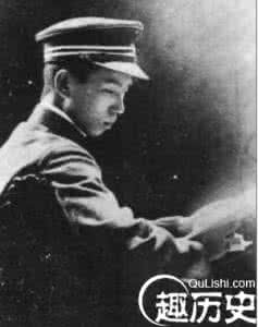 郁达夫沉沦全文 揭秘： 忧郁文人郁达夫鲜为人知的军事才能