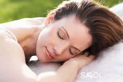 中年女性防衰老妙法 谁让办公室女性的日益衰老