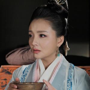 崔槿汐孙茜 芈月传向氏为何自杀 向氏的扮演者槿汐姑姑孙茜 芈月传向氏结局