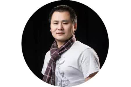 易中天中华史的荒谬 32个史上最荒谬无脑的设计，竟有这样的设计师