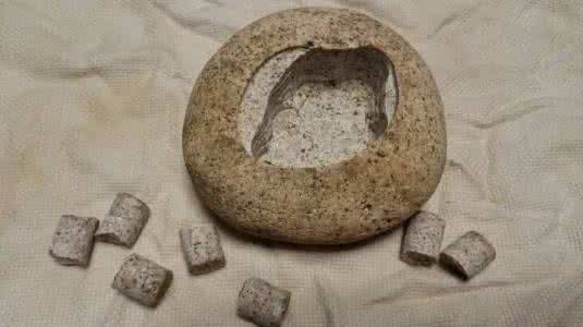 鹅卵石花盆制作视频 怎么制作卵石？