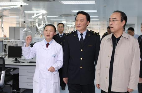 深圳出入境检验检疫局 深圳检验检疫局称小车携300多斤猪头皮被严查