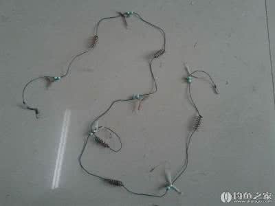 串钩春季钓鲫鱼视频 春季钓小鱼串钩的做法