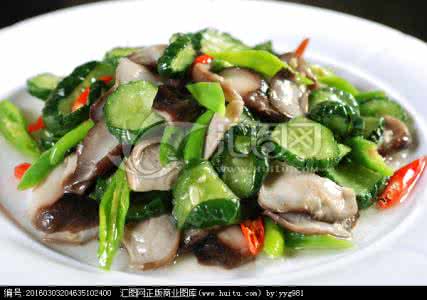清炒小花菇 黄瓜炒花菇