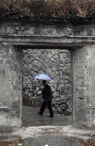 十种摄影构图方法详解 9招致胜的摄影构图法