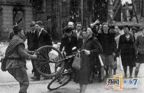 二战讲苏军暴行的电影 揭秘二战苏军的兽行