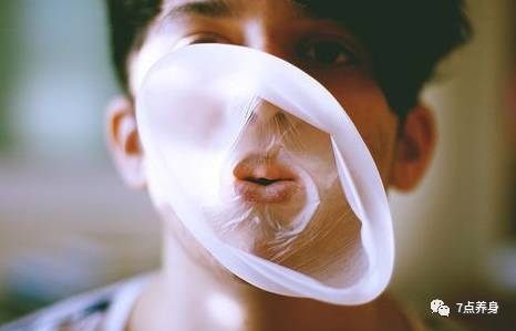 口干口苦口臭的偏方 口苦、口干，原来是胆在受伤