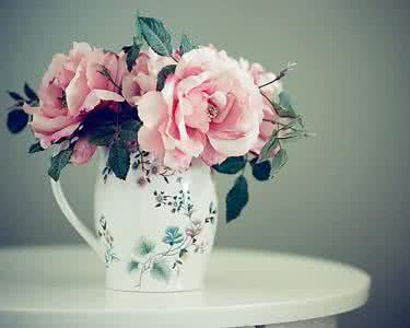 得而不喜失而不忧 插画心语：得而不喜，失而不忧，则幸福常在