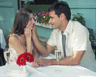 什么话能让女生感动 让女孩感动的话 说什么话能让女生感动