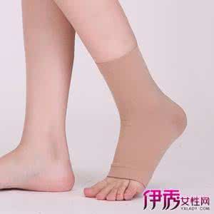 脚腕骨折 脚腕骨折 小孩脚腕骨折该怎么办呢
