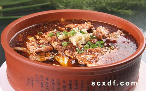 正宗川菜水煮肉片 重庆人的地道正宗川菜——水煮肉片