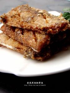 美厨黑胡椒牛肉面 香煎黑胡椒带鱼的做法【厨屋飘香】