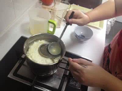 白醋做豆腐脑 白醋点豆腐脑害处多 【吸烟的害处】车内吸烟害处多可导致中毒