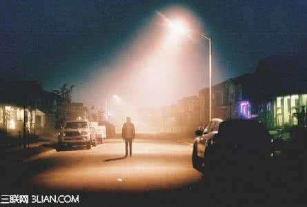 一个人安静美好的诗句 一个人的夜，好静
