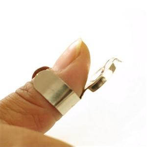 大蒜剥皮机 大蒜剥皮机 牛人用软管做的大蒜剥皮器，剥大蒜速度很快！